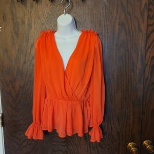 CORAL LONG SLEEVE V NECK TOP